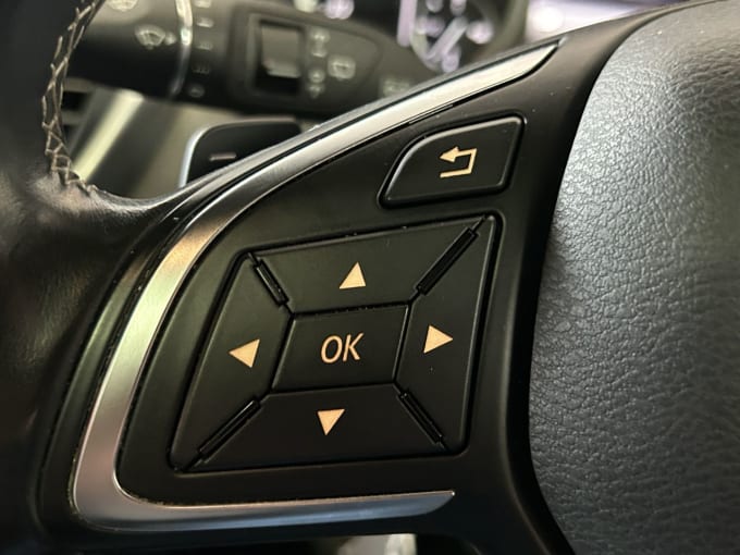 2025 Infiniti Q30
