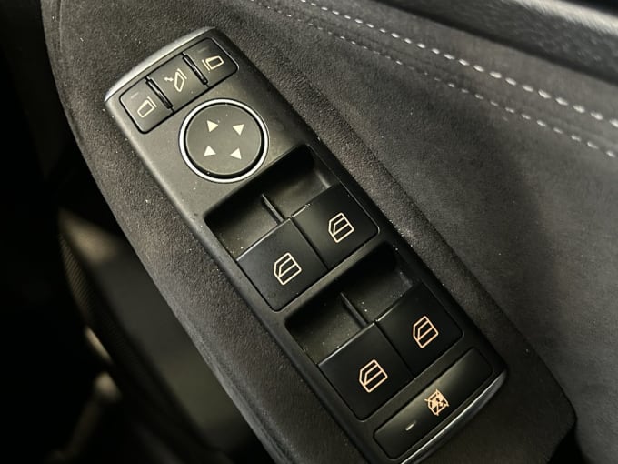 2025 Infiniti Q30