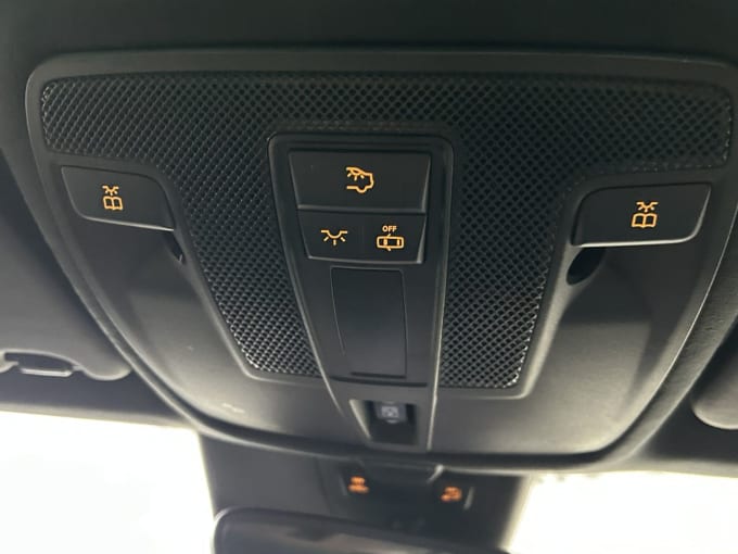 2025 Infiniti Q30