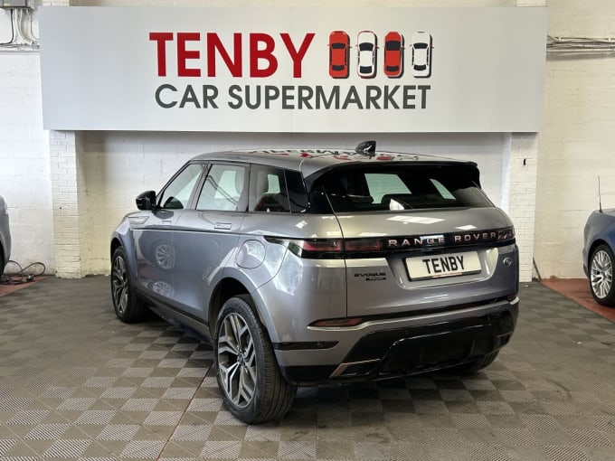2025 Land Rover Range Rover Evoque