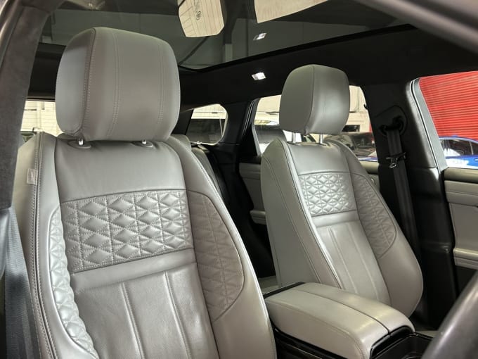 2025 Land Rover Range Rover Evoque