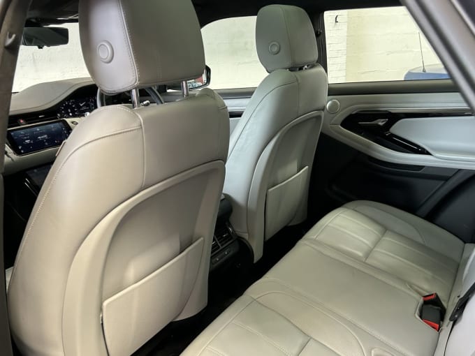2025 Land Rover Range Rover Evoque