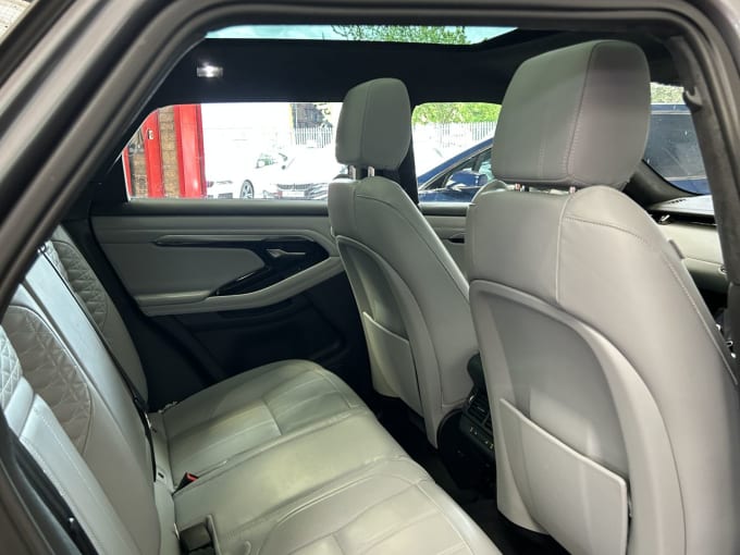 2025 Land Rover Range Rover Evoque