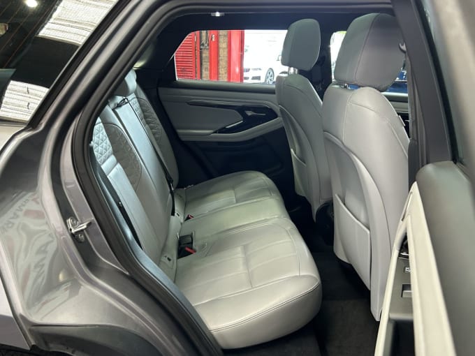 2025 Land Rover Range Rover Evoque