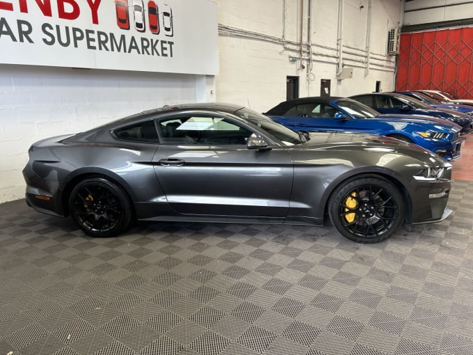 2025 Ford Mustang