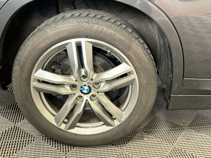 2025 BMW X1