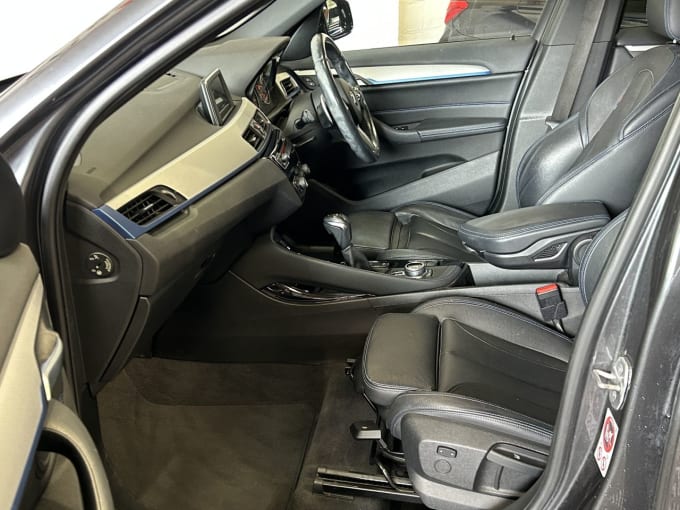 2025 BMW X1