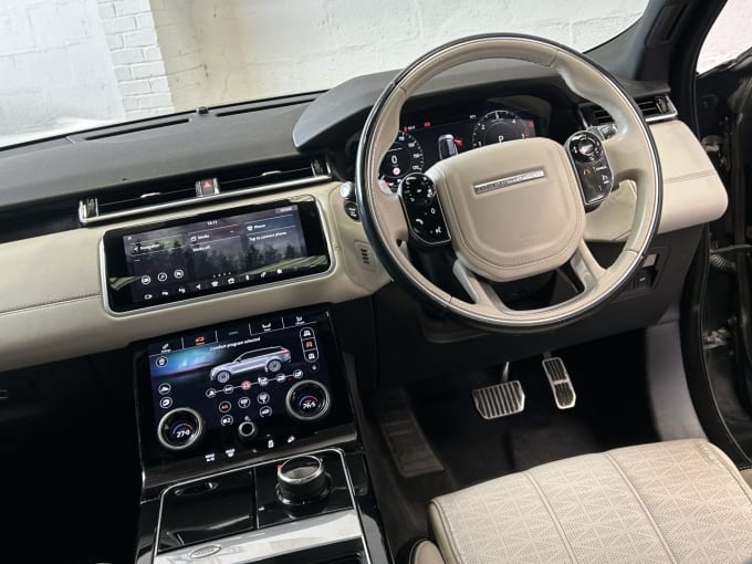 2025 Land Rover Range Rover Velar