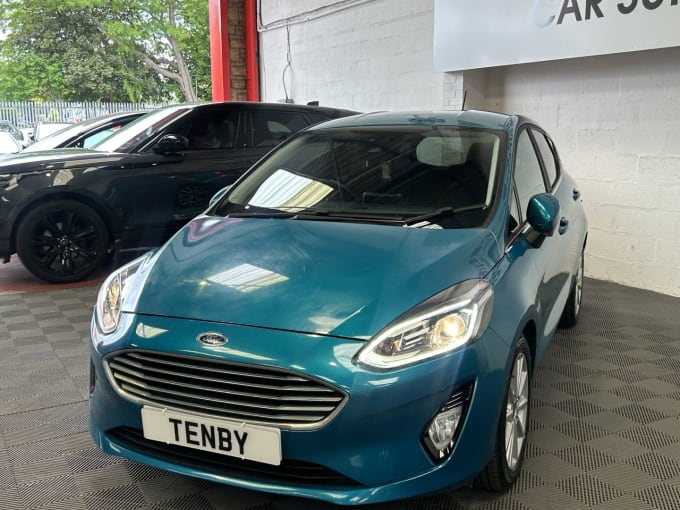 2025 Ford Fiesta