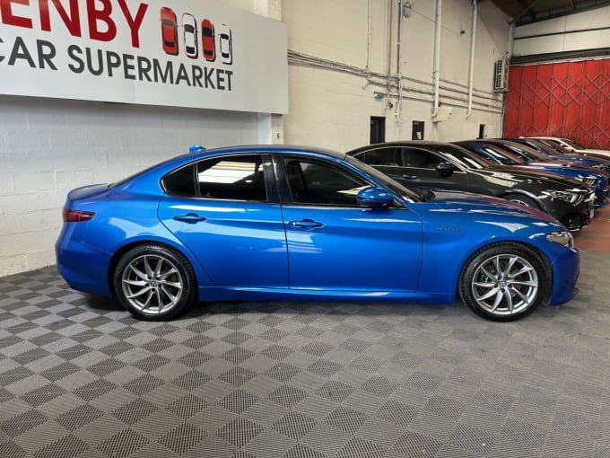 2025 Alfa Romeo Giulia