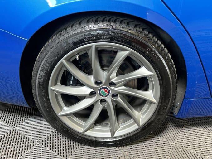 2025 Alfa Romeo Giulia