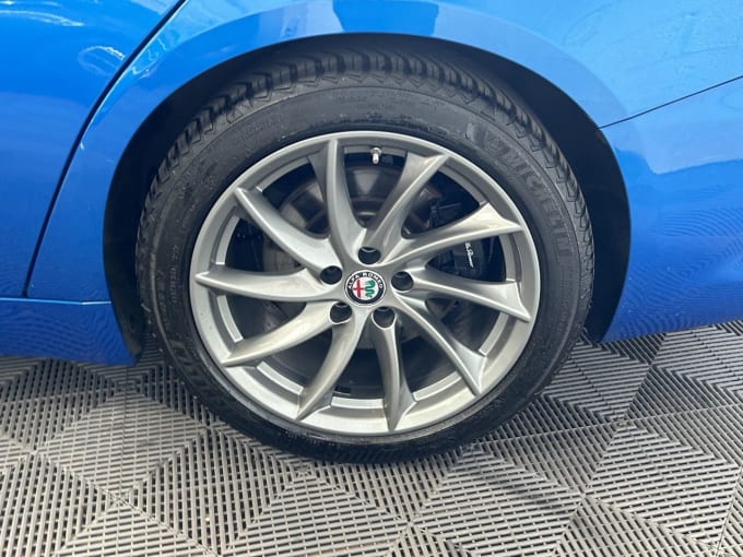 2025 Alfa Romeo Giulia