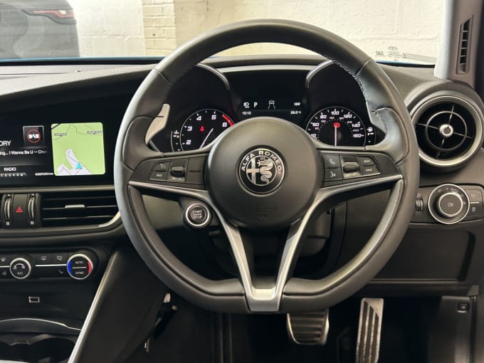 2025 Alfa Romeo Giulia