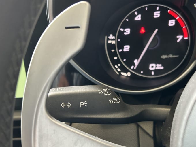 2025 Alfa Romeo Giulia