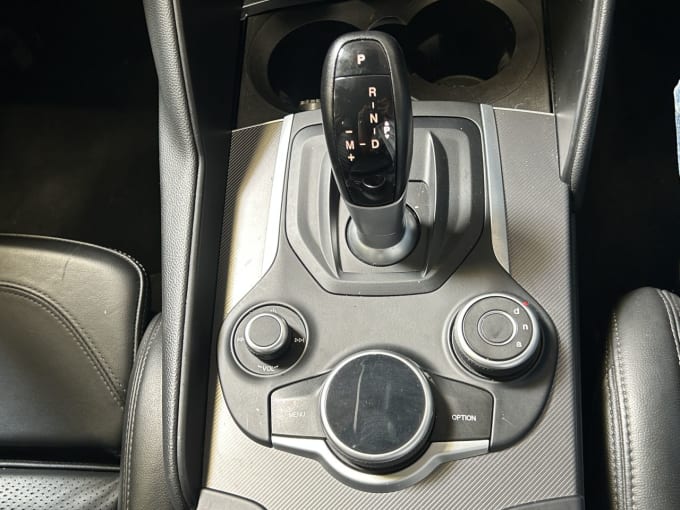 2025 Alfa Romeo Giulia