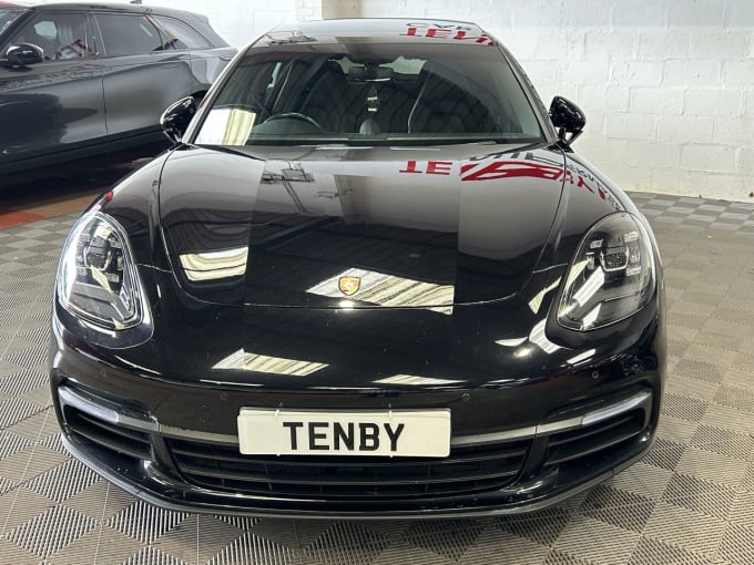 2025 Porsche Panamera