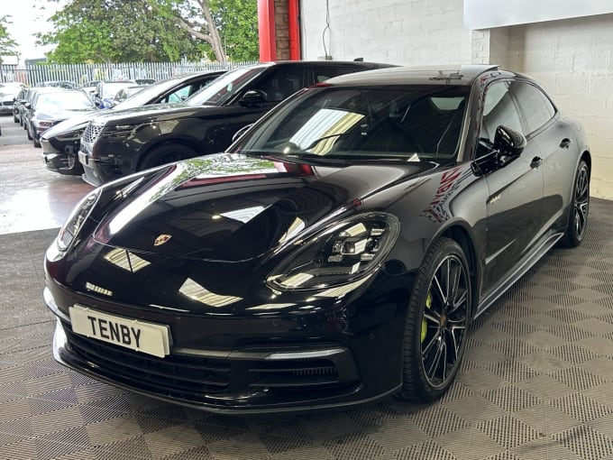 2025 Porsche Panamera
