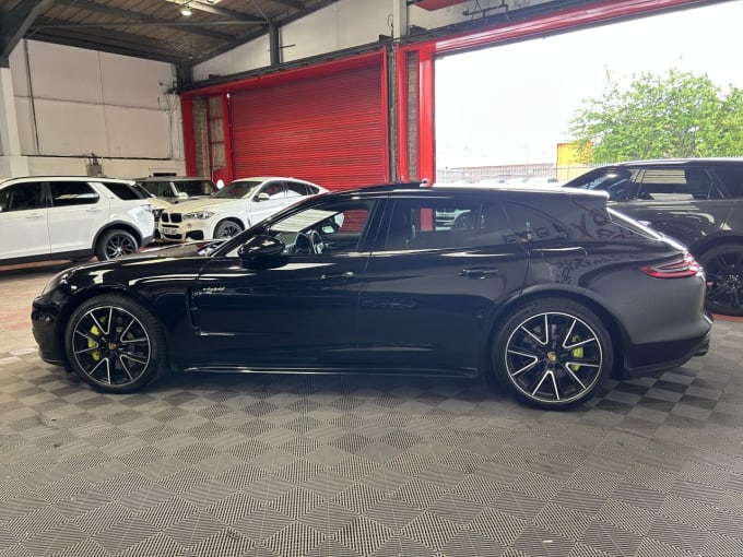 2025 Porsche Panamera