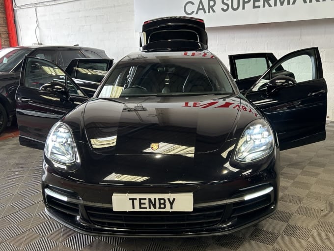 2025 Porsche Panamera