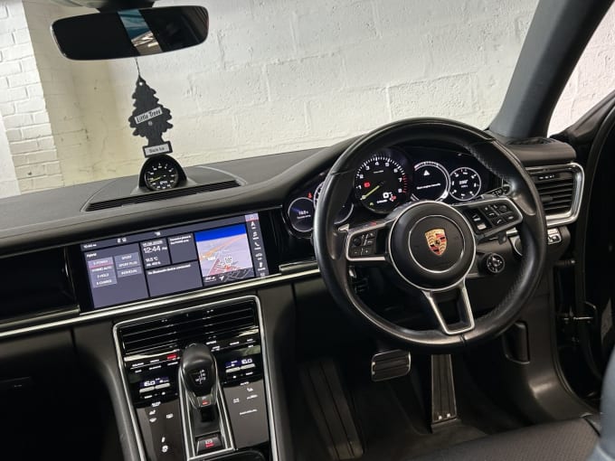 2025 Porsche Panamera