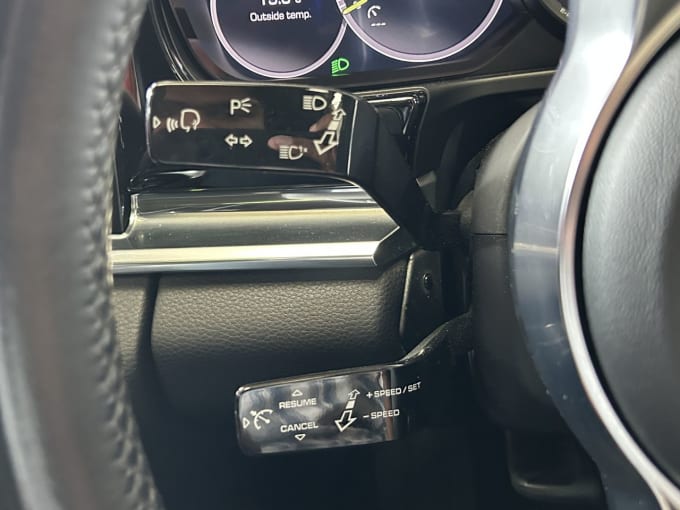 2025 Porsche Panamera