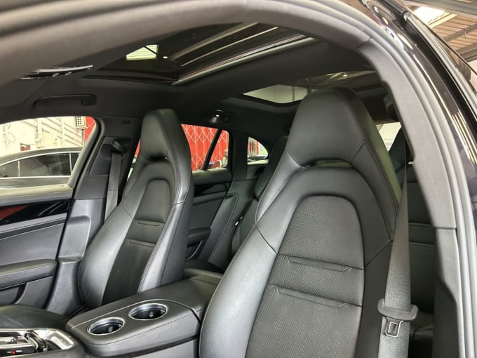 2025 Porsche Panamera