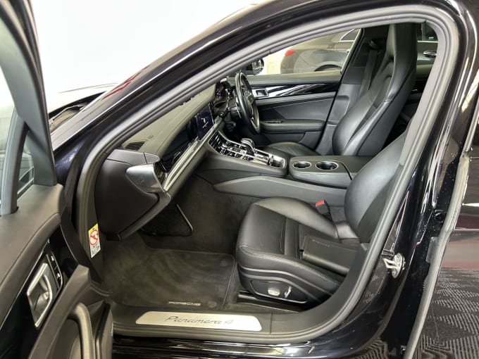 2025 Porsche Panamera
