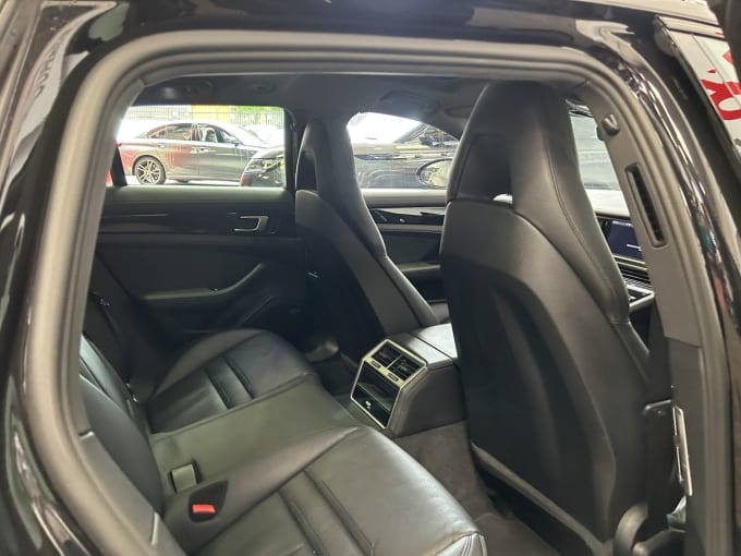 2025 Porsche Panamera