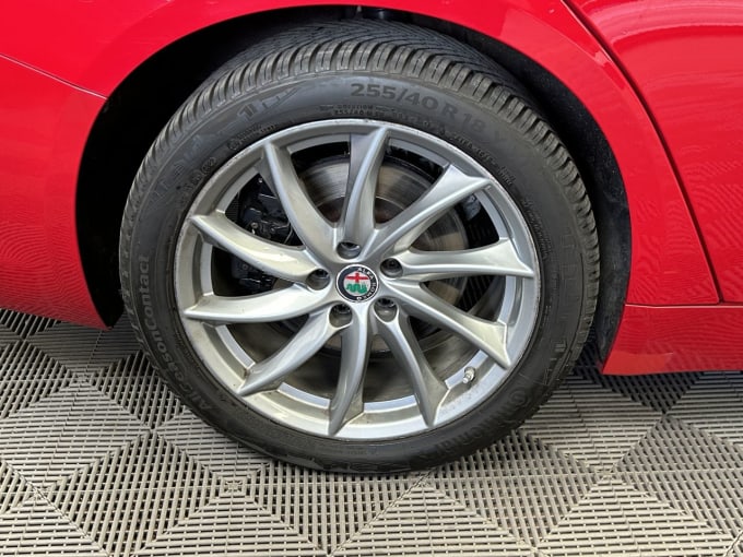 2025 Alfa Romeo Giulia
