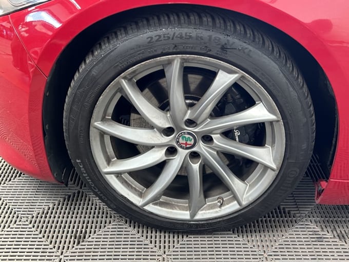 2025 Alfa Romeo Giulia