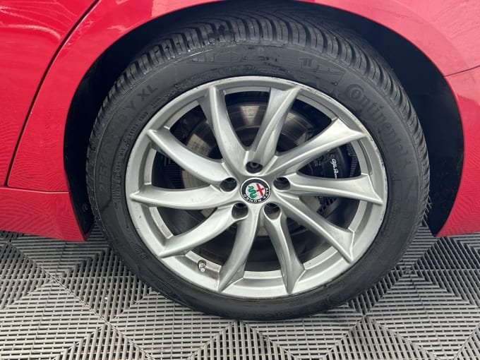 2025 Alfa Romeo Giulia