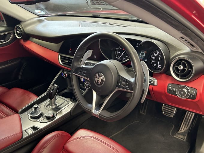 2025 Alfa Romeo Giulia