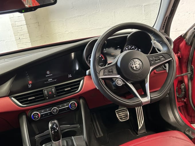 2025 Alfa Romeo Giulia