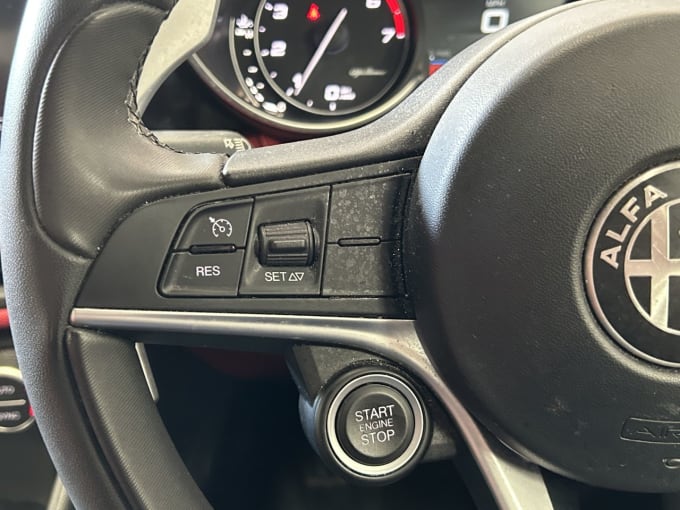2025 Alfa Romeo Giulia