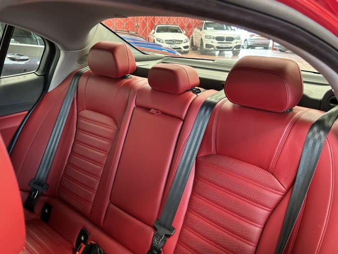 2025 Alfa Romeo Giulia