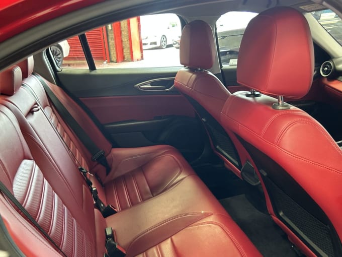 2025 Alfa Romeo Giulia