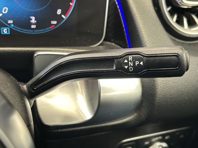 2025 Mercedes-benz Glb