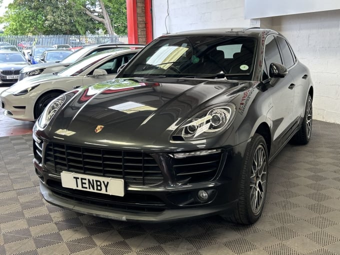 2025 Porsche Macan