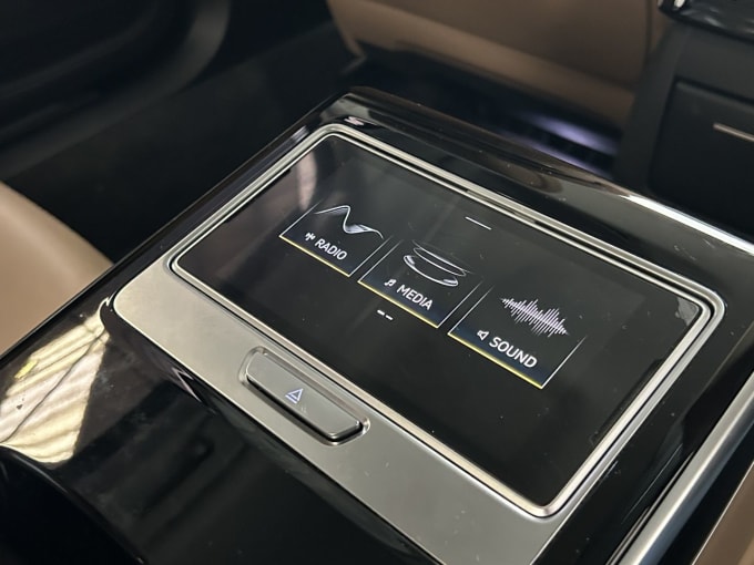2025 Audi A8