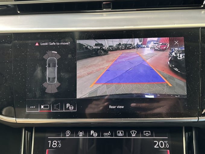 2025 Audi A8