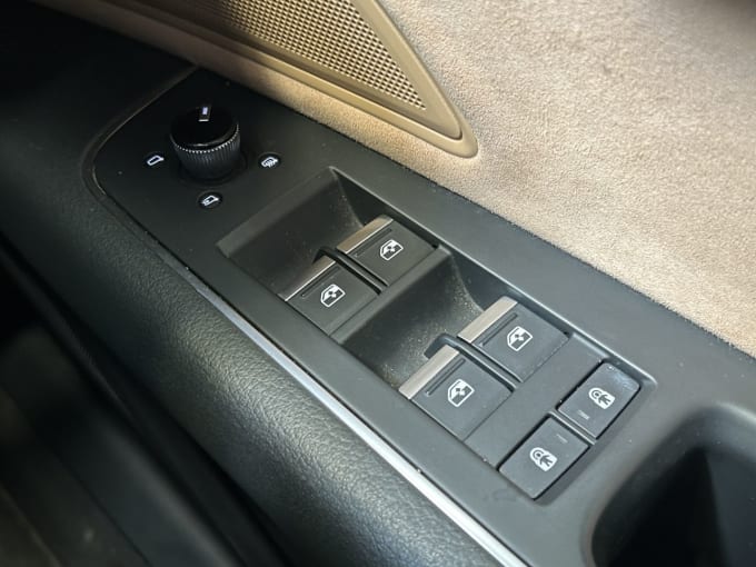 2025 Audi A8
