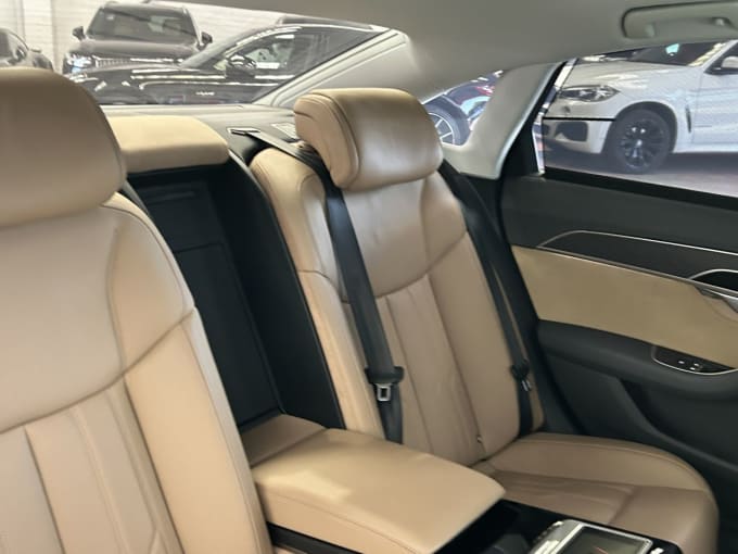 2025 Audi A8