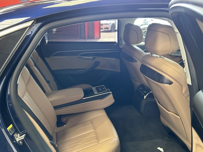 2025 Audi A8