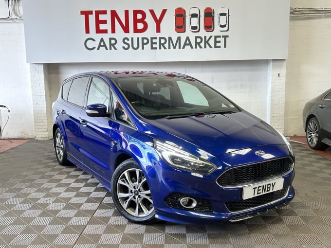 2025 Ford S-max