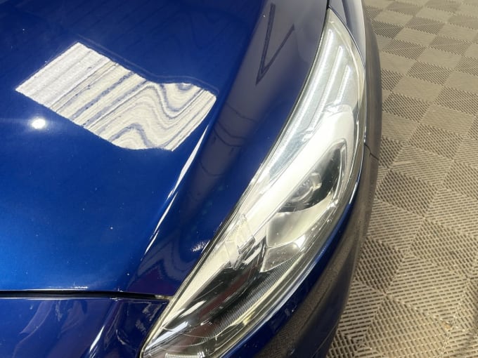 2025 Ford S-max