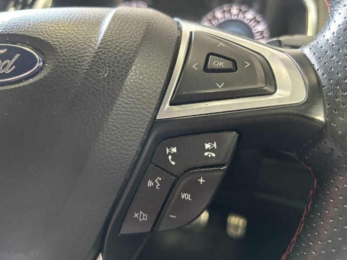 2025 Ford S-max
