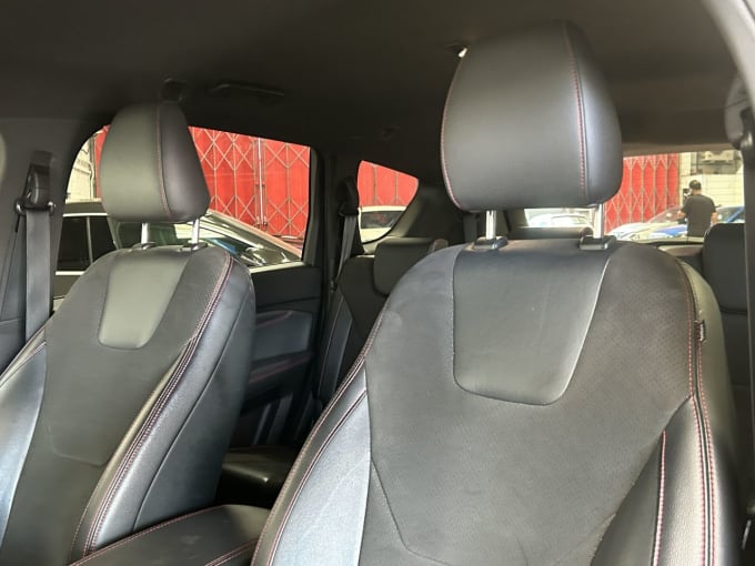 2025 Ford S-max