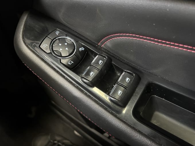 2025 Ford S-max