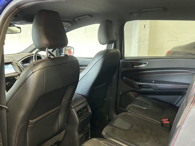 2025 Ford S-max