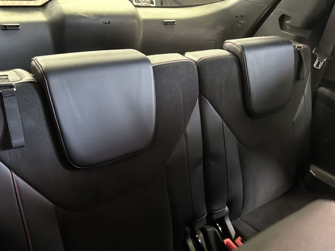 2025 Ford S-max